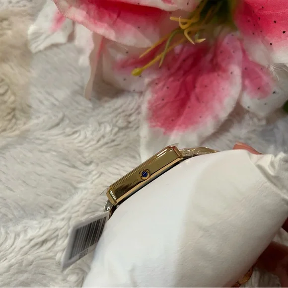 Invicta Women's Gold Wildflower Rectangular Bracelet Watch 26mm - Picture 4 of 5